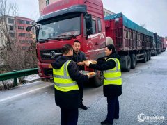 协同做和除雪破冰不断歇